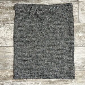 LOFT Gray Textured Skirt